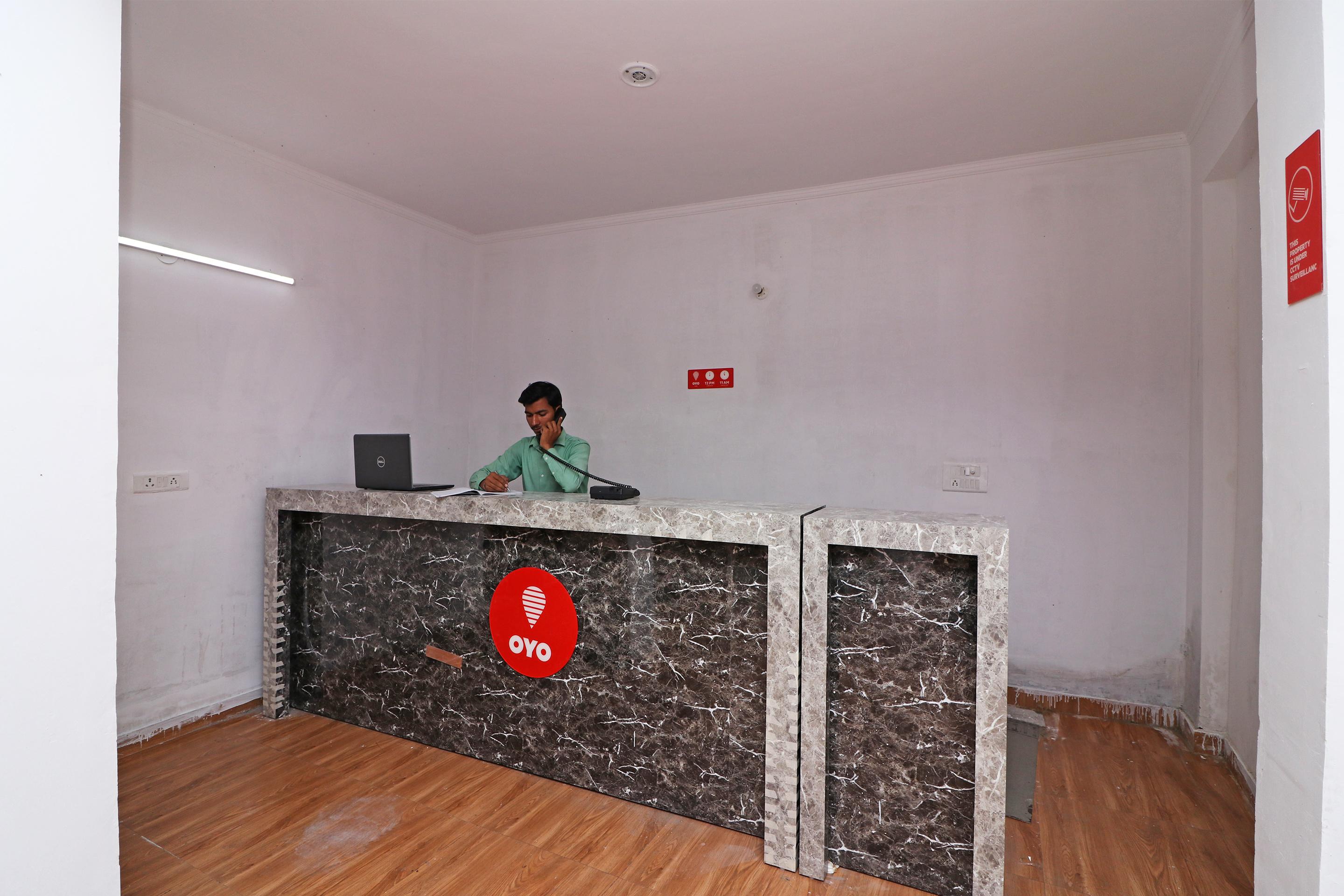 Hotel O Avalon Palace New Delhi Exterior photo